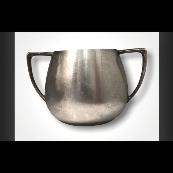 EMPIRE CRAFTS Quadruple Silver Plated 1930-1950 Sugar Bowl /Excellent Condition - Picture 1 of 1